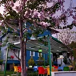 Ξενοδοχείο με διαμερίσματα Paradise House