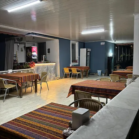 Aparthotel Paradise House *