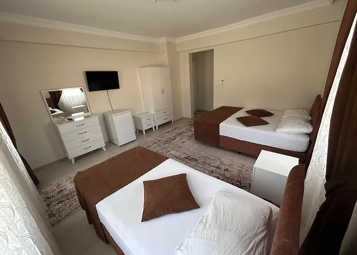 Apart Otel Paradise House 3*