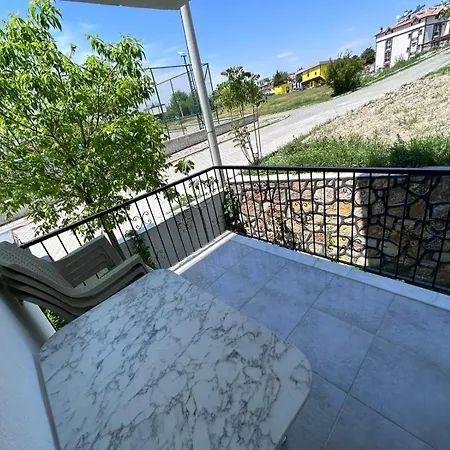 アパートホテル Paradise House パムッカレ