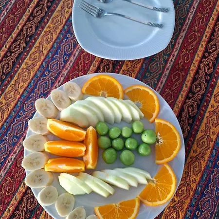 Paradise House アパートホテル 3*