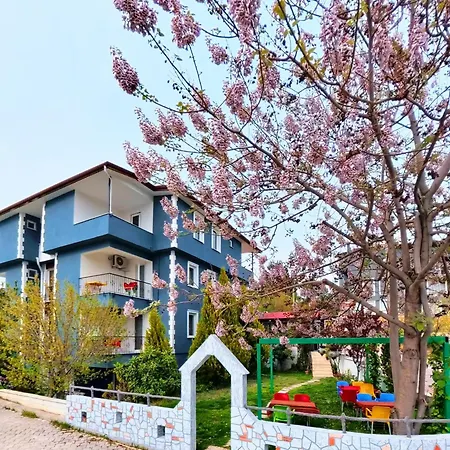 Paradise House شقة فندقية 3*