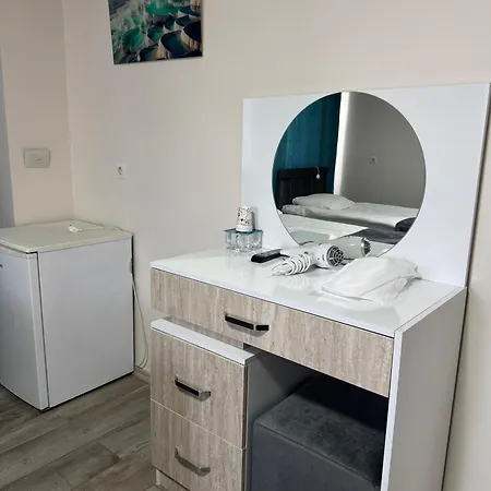 Paradise House Apart-hotel 4*