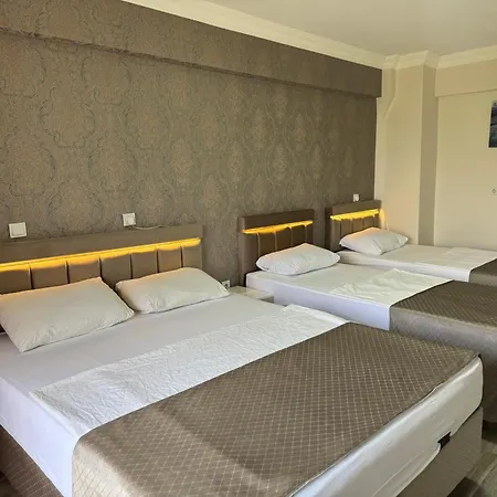 Paradise House 4*