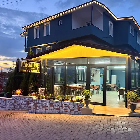 Aparthotel Paradise House